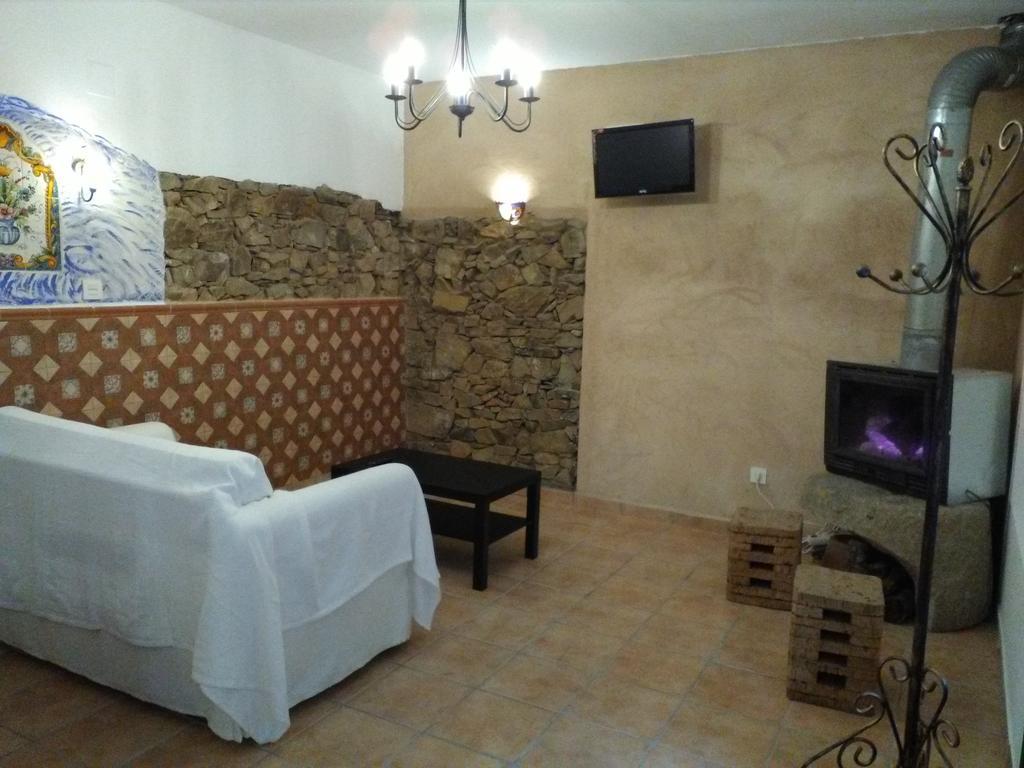 Hotel La Venta del Arriero Retuerta de Bullaque Esterno foto